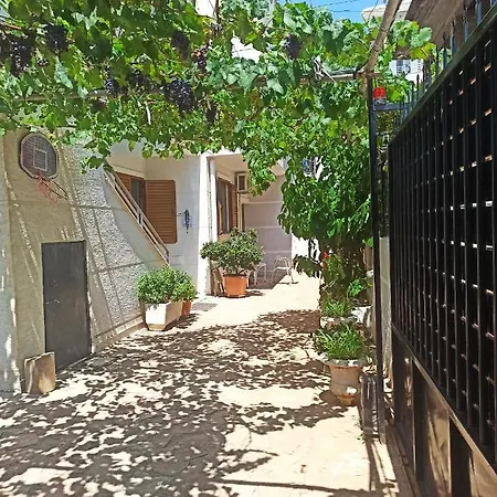 Achilles Apartments Sarande Exterior photo